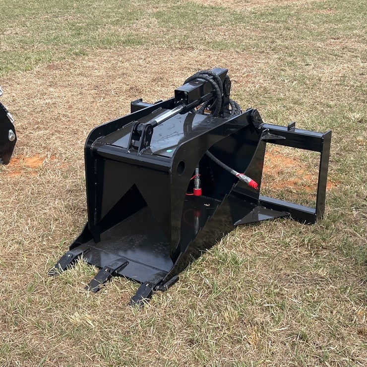 #468 • Quick Attach 20in Stump Grapple Bucket