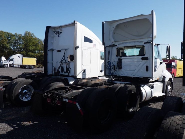 2016-international-prostar-image-5