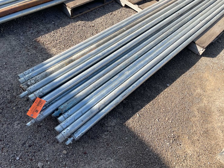 #1947-•-(16)-scaffold-tubes-with-end-fittings-image-2