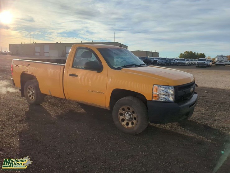 2009-chevrolet-silverado-1500-image-2