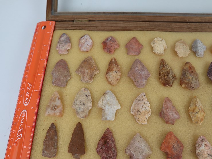 #68-•-#4174-•-(56)-framed-native-american-artifacts-image-3