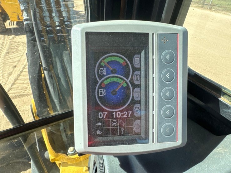 2020-caterpillar-305e2-cr-image-33
