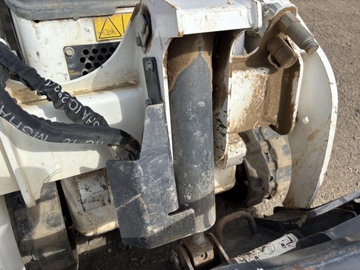 2023-bobcat-mt100-image-14