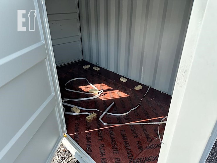 hurricane-5'x10'x5.5'-shipping-container-image-5