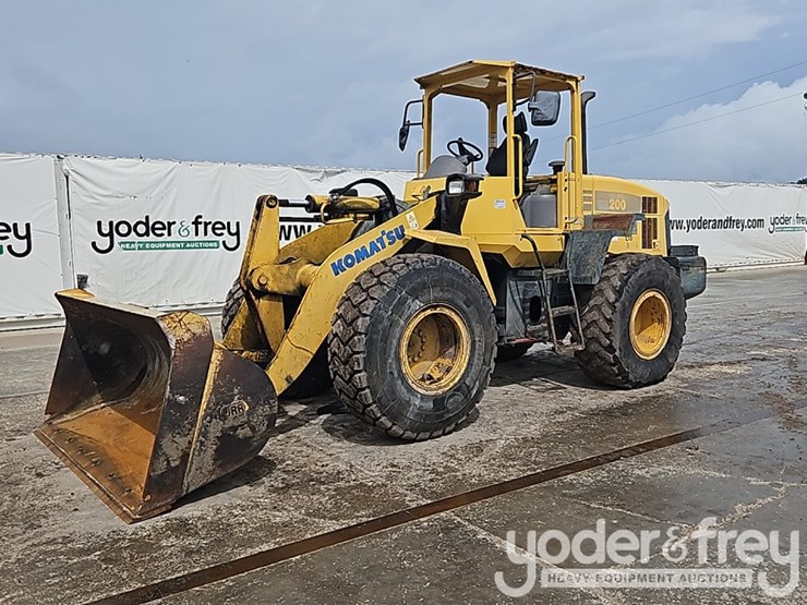 2005-komatsu-wa200-5-image-1