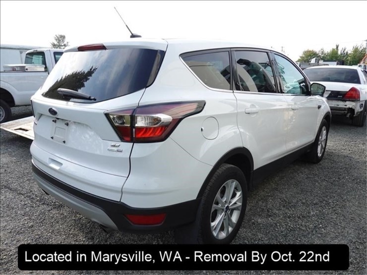 2017-ford-escape-image-11