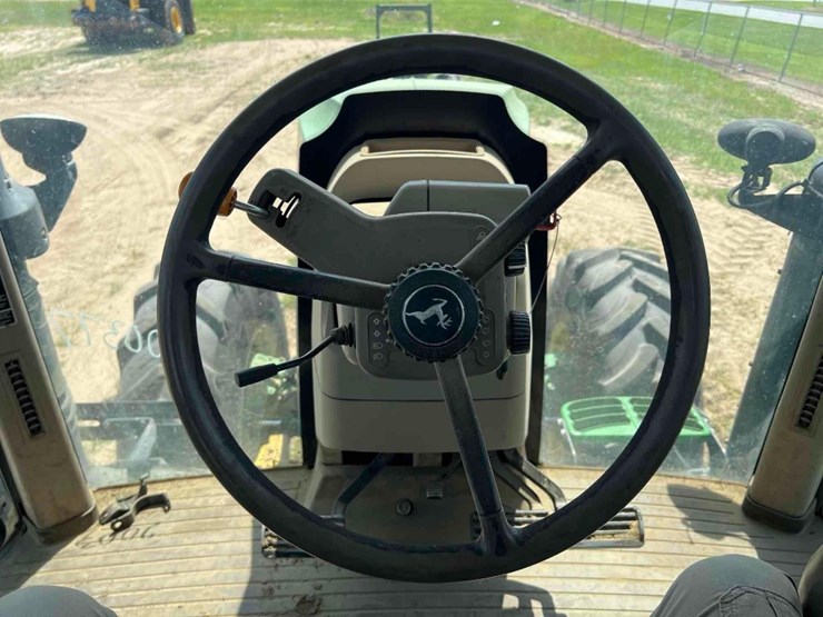 john-deere-7210r-image-30
