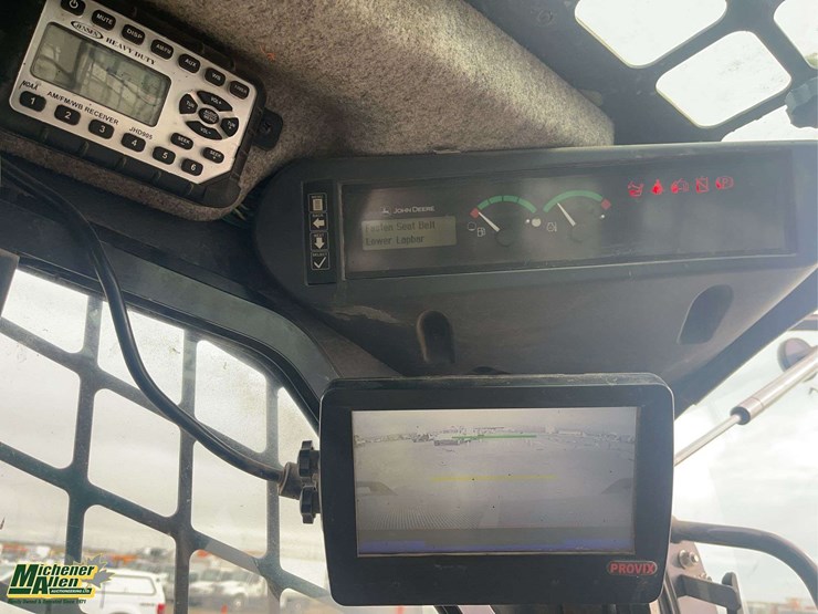 2013-deere-332e-image-10