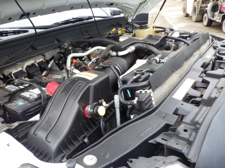 2016-ford-f550-image-12
