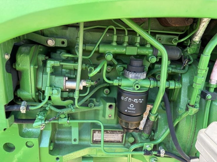 2018-john-deere-5075e-image-33