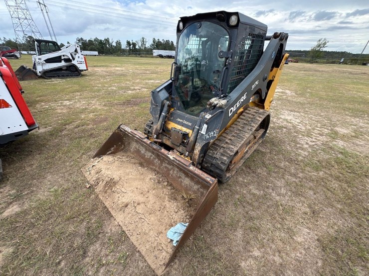 deere-317g-image-2