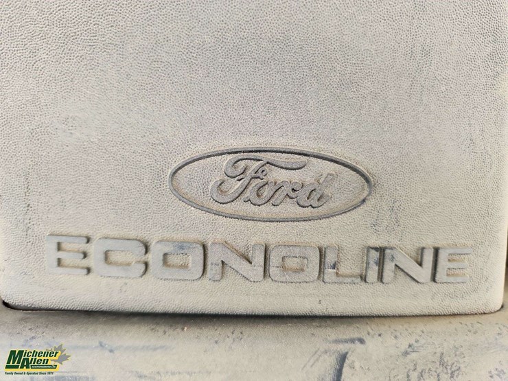 2005-ford-cargo-image-25