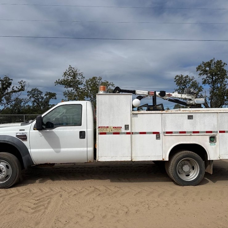201 FORD F550 XL