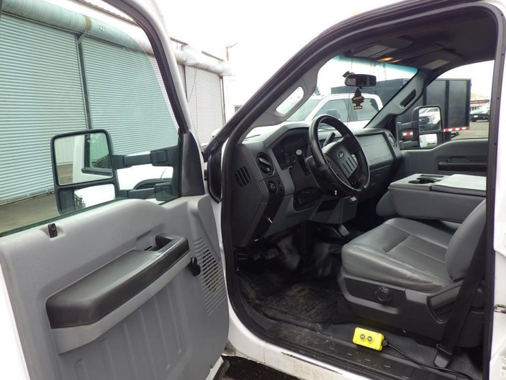 2016-ford-f550-image-6
