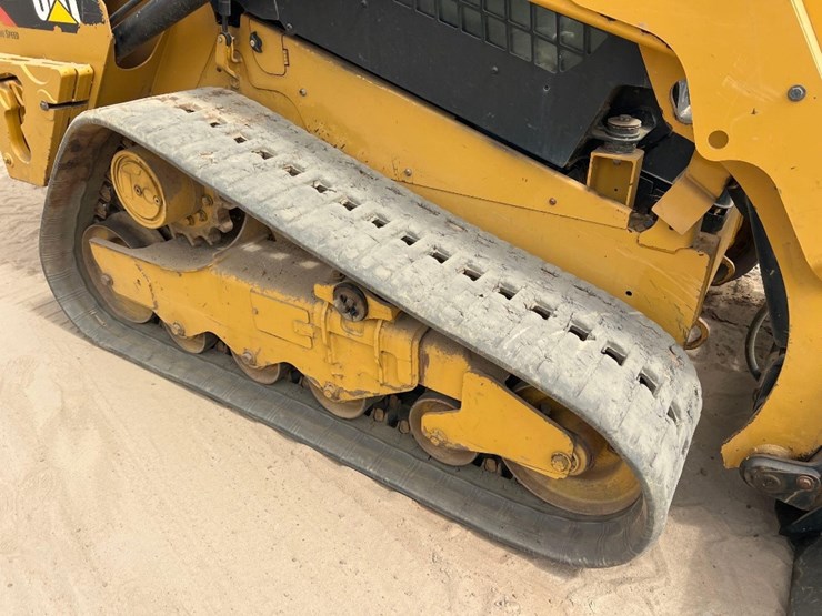 caterpillar-259d-image-16