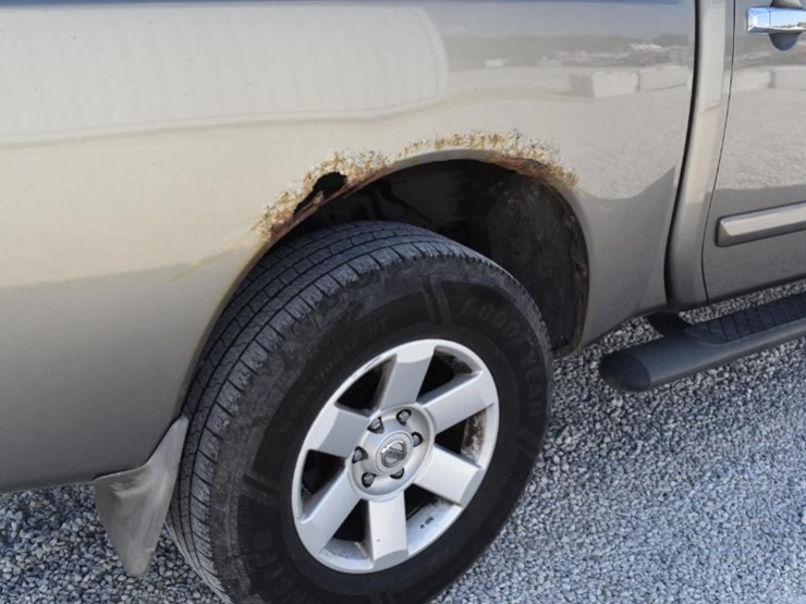 2006-nissan-titan-image-23
