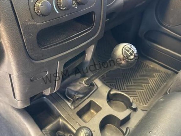 2003-dodge-ram-1500-image-18
