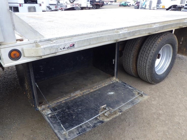2010-ford-f350-image-8