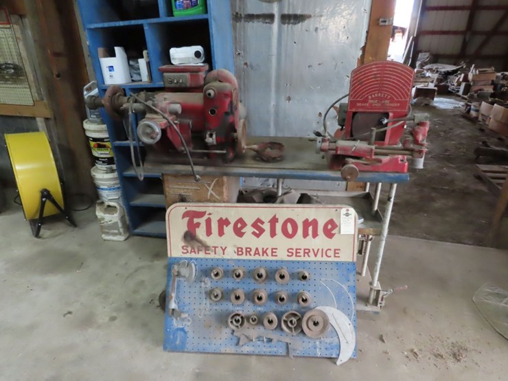 firestone-brake-grinders-and-barrett-true-arc-brake-show-grinder-machine-image-2
