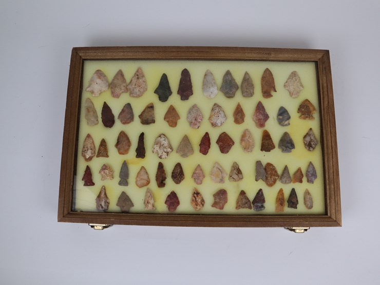 #23-•-#4165-•-(59)-framed-native-american-artifacts-image-2
