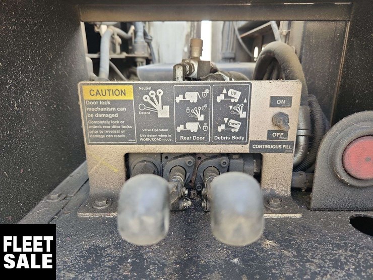 2013-international-workstar-7500-image-37