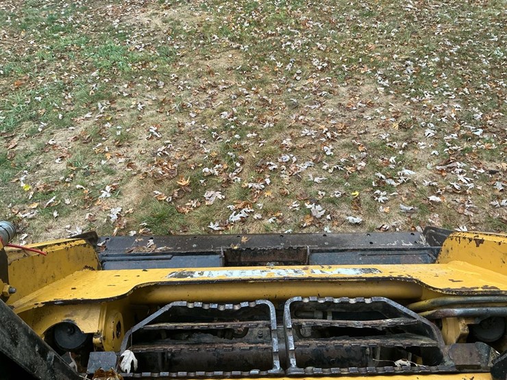 2010-caterpillar-257b-image-56
