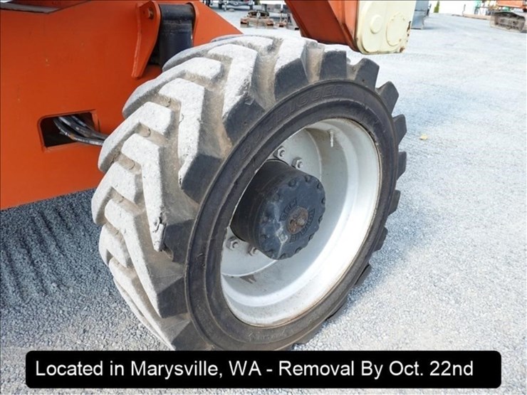 2013-jlg-800aj-image-19