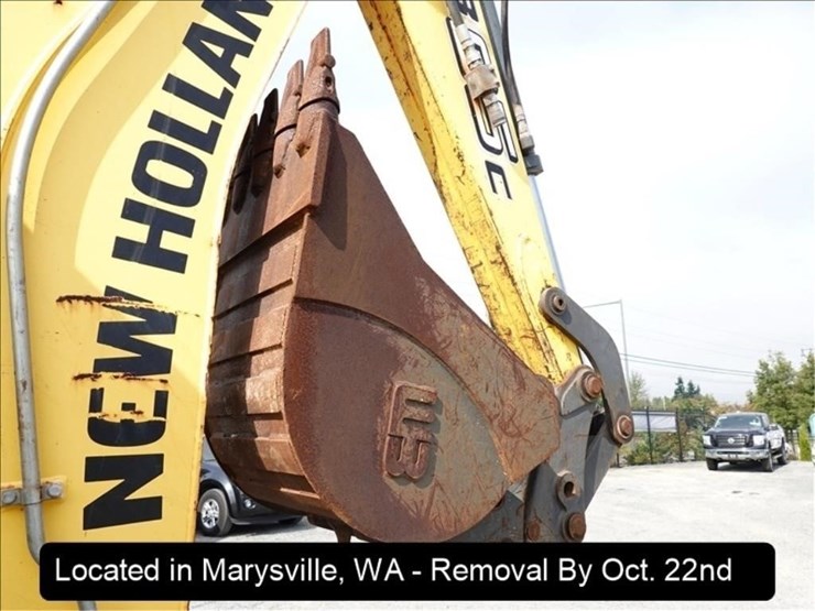 2017-new-holland-b95c-image-7