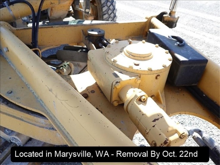 2003-deere-770ch-image-7