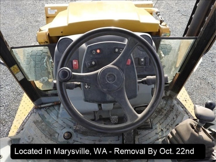 2014-caterpillar-420f-image-21