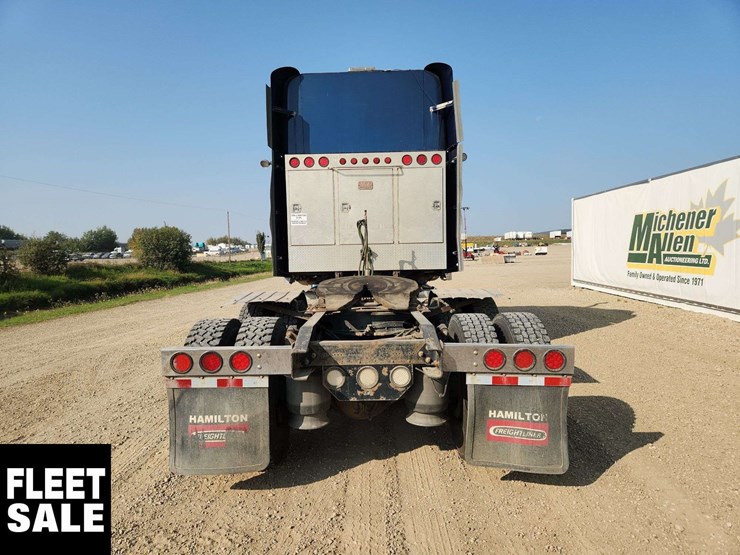 2003-freightliner-coronado-132-image-33