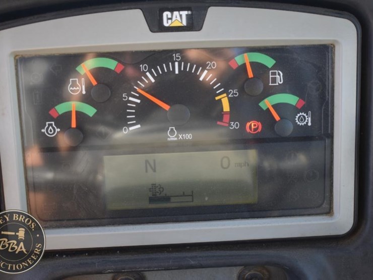 2011-caterpillar-740b-image-12