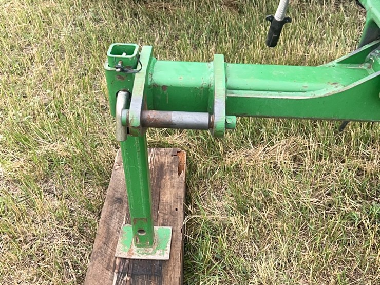 john-deere-16-image-84
