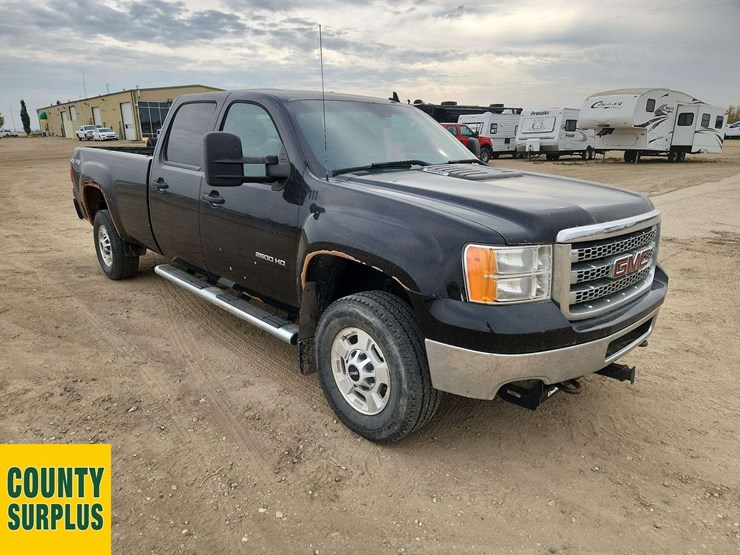 2013-gmc-sierra-2500hd-image-2