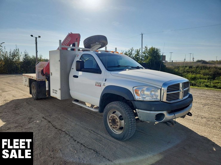 2009-dodge-ram-5500-image-2