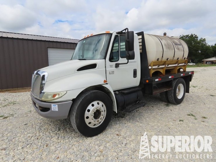 2007-international-durastar-4200-image-1