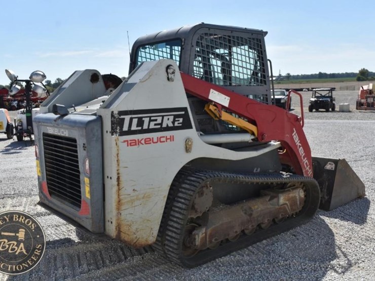 2020-takeuchi-tl12r2-image-27
