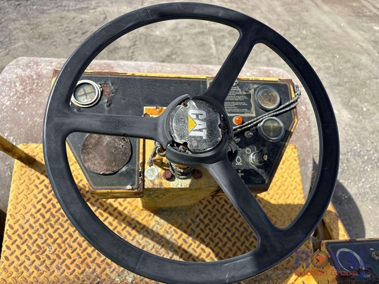 1999-caterpillar-cs-433c-image-8