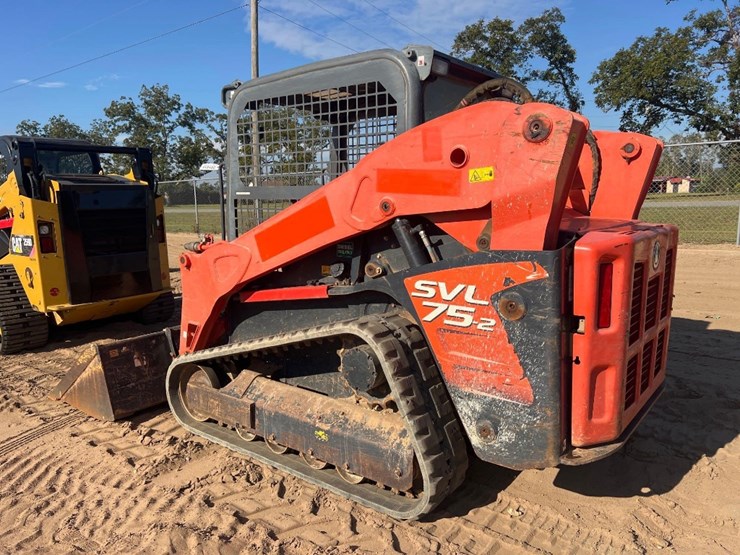 kubota-svl75-2-image-2