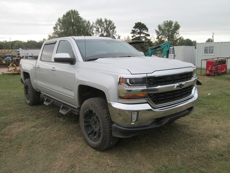 2016-chevrolet-silverado-image-2