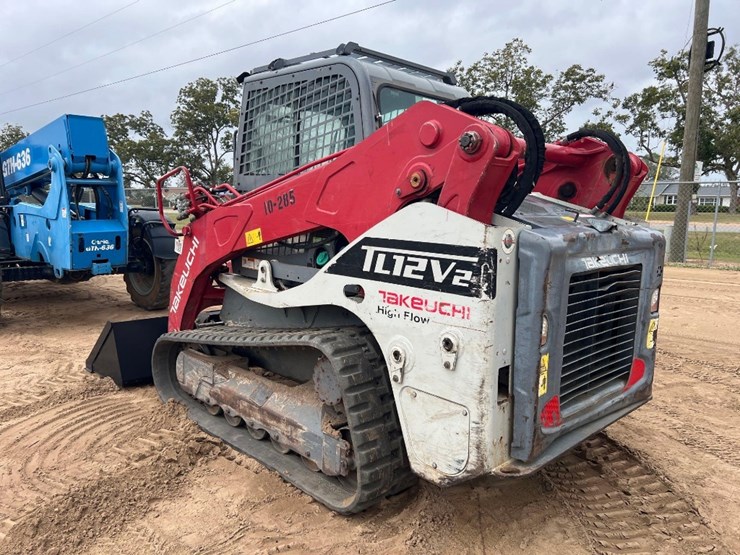 2020-takeuchi-tl12v2-image-2