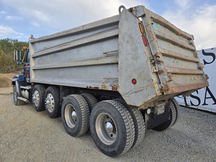 1997-mack-cl700-image-3