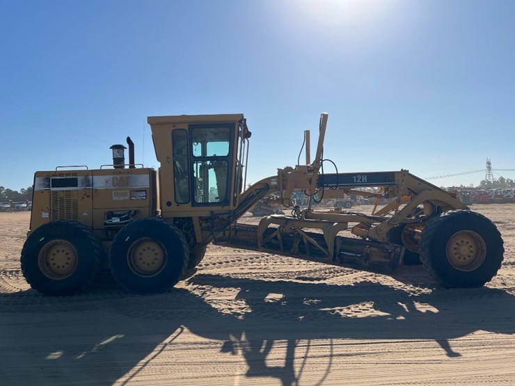 1998-caterpillar-12h-image-5