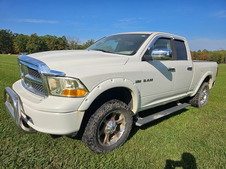 2009-dodge-ram-1500-image-3