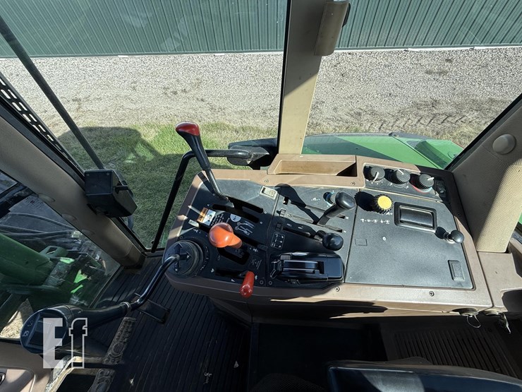 john-deere-7200-image-11