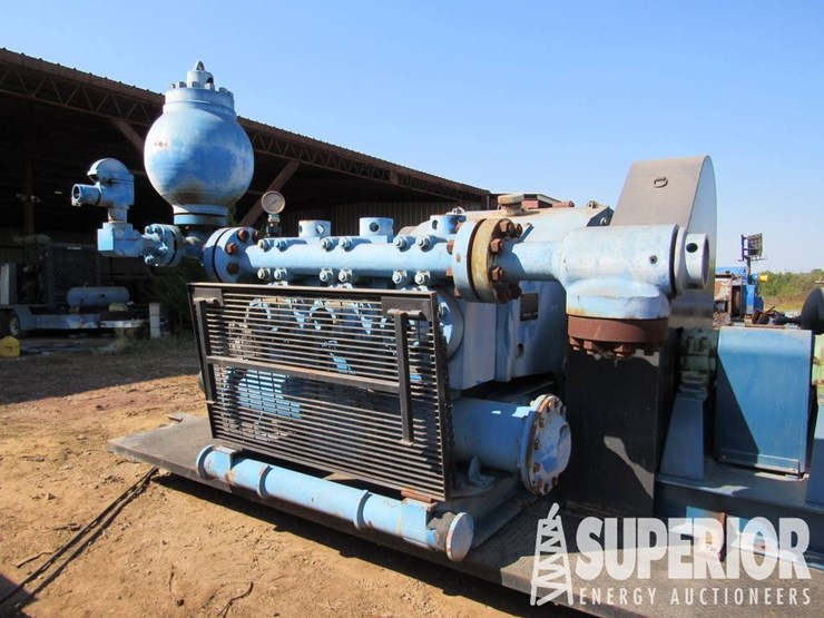 2013-caterpillar-d398-image-6