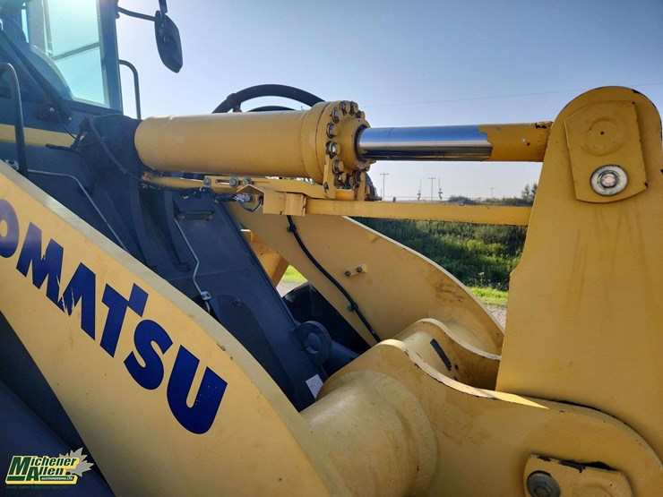 komatsu-wa250-image-31