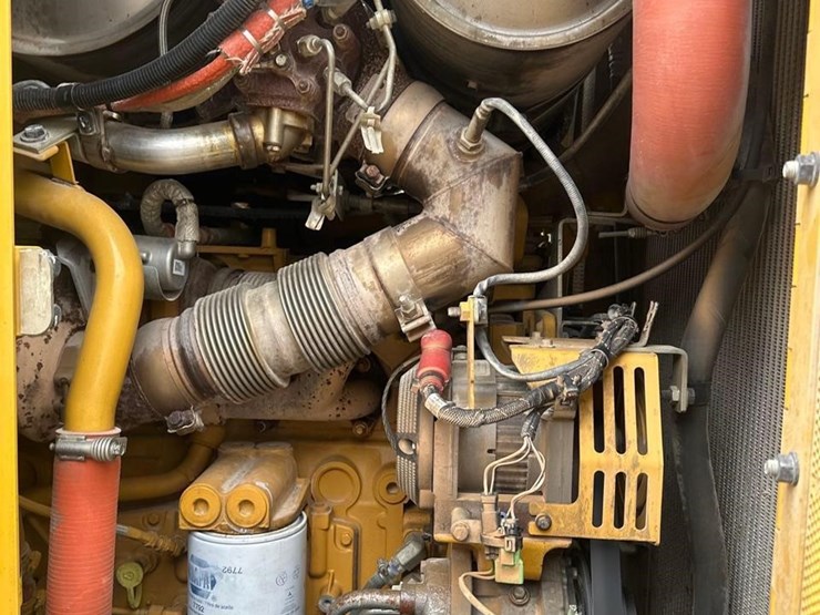 2019-caterpillar-973k-image-30