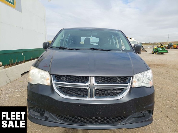 2015-dodge-grand-caravan-image-6