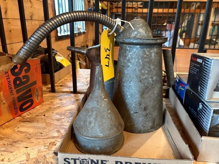 oil-cans-&-funnels-image-1